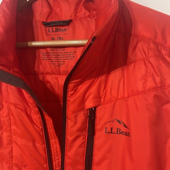 L.L. Bean Vest - Picture 2 of 3